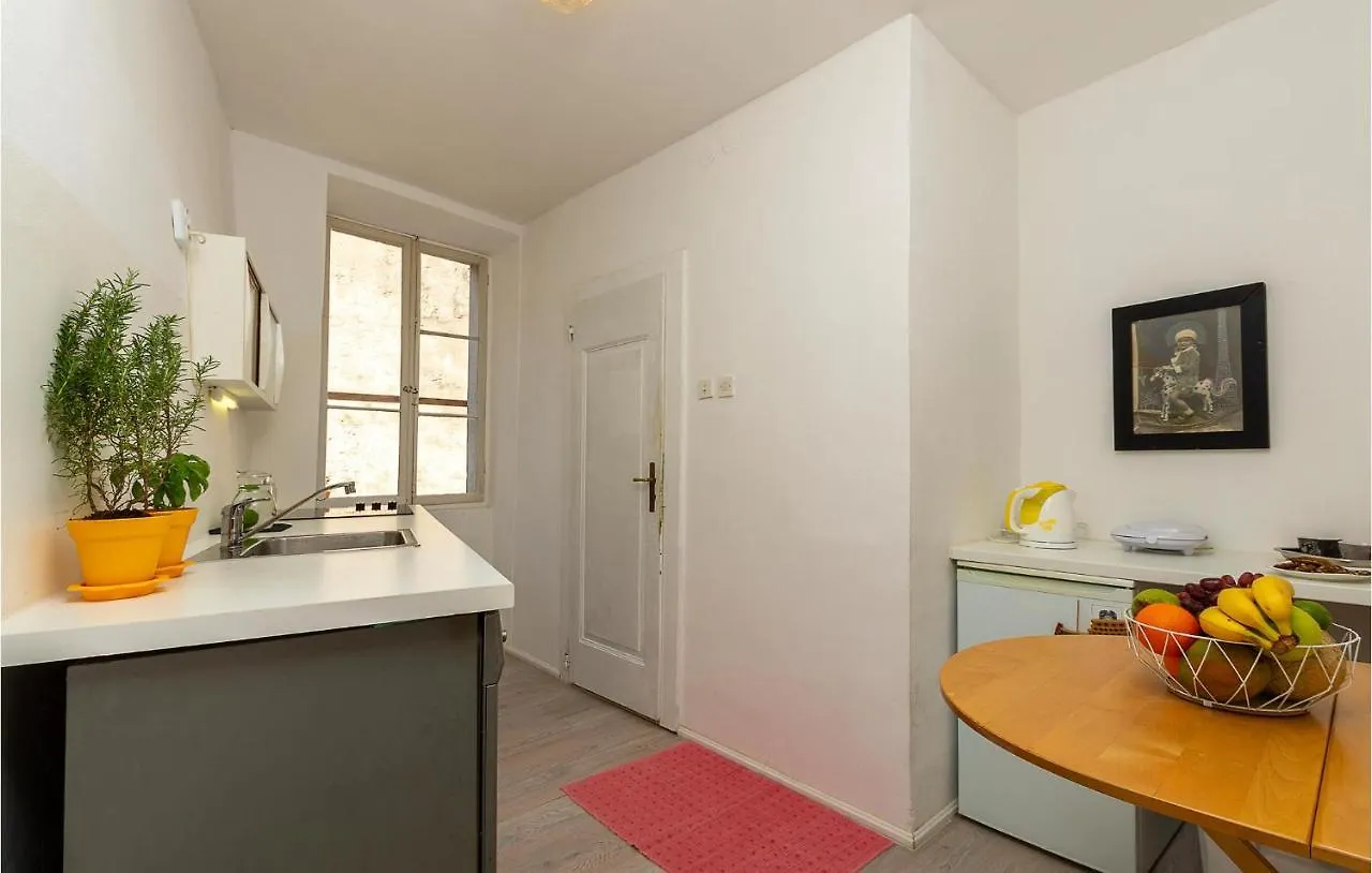 Beautiful Apartment In Rovinj With Kitchen
