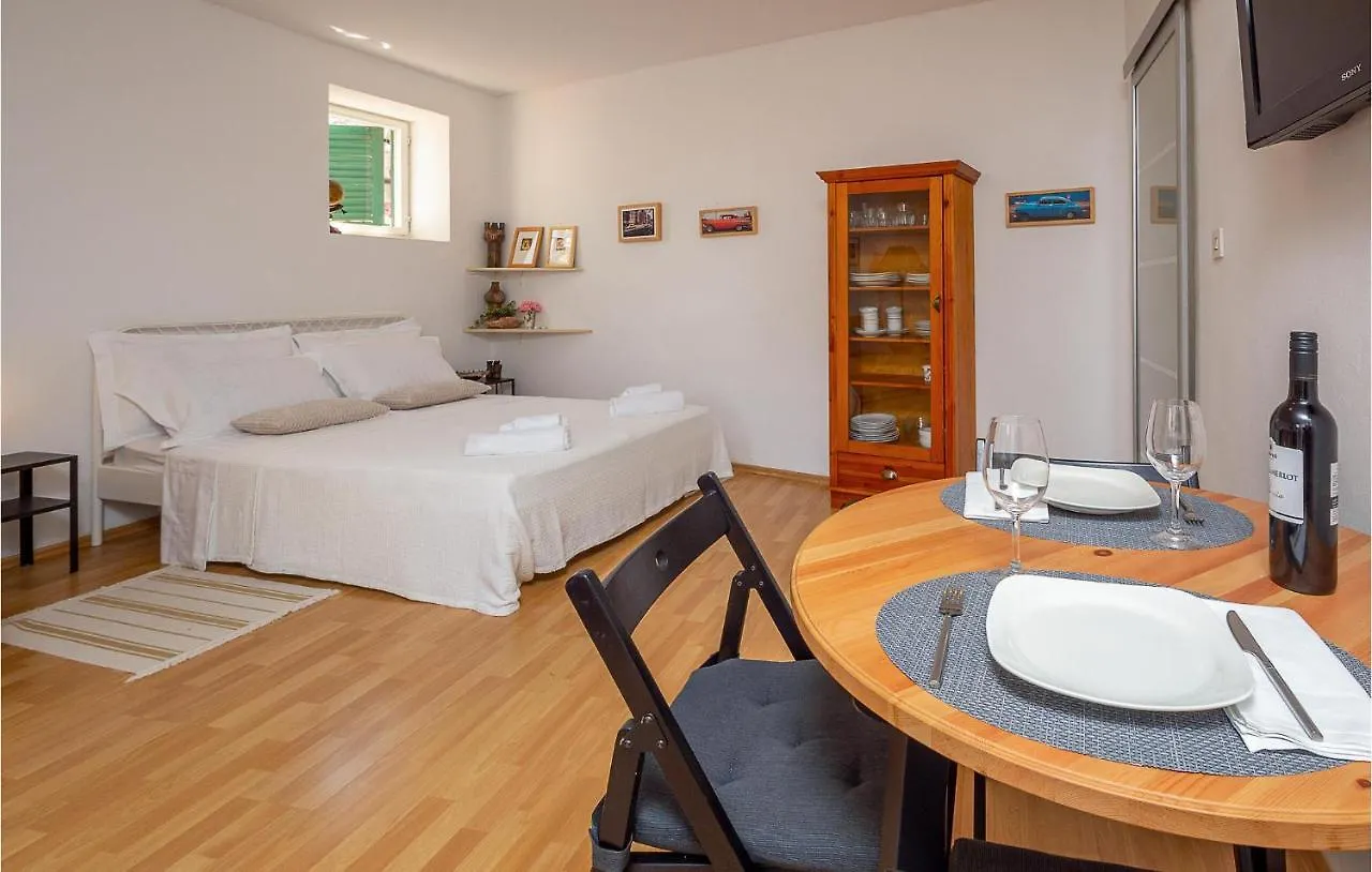Beautiful Apartment In Rovinj With Kitchen Croatia